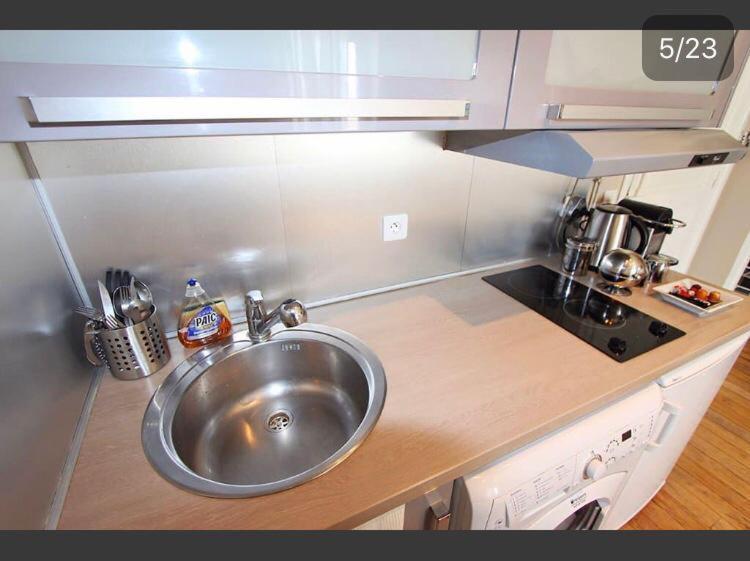Appartement Petit havre de paix de 27m2 à Montmartre à Paris Extérieur photo